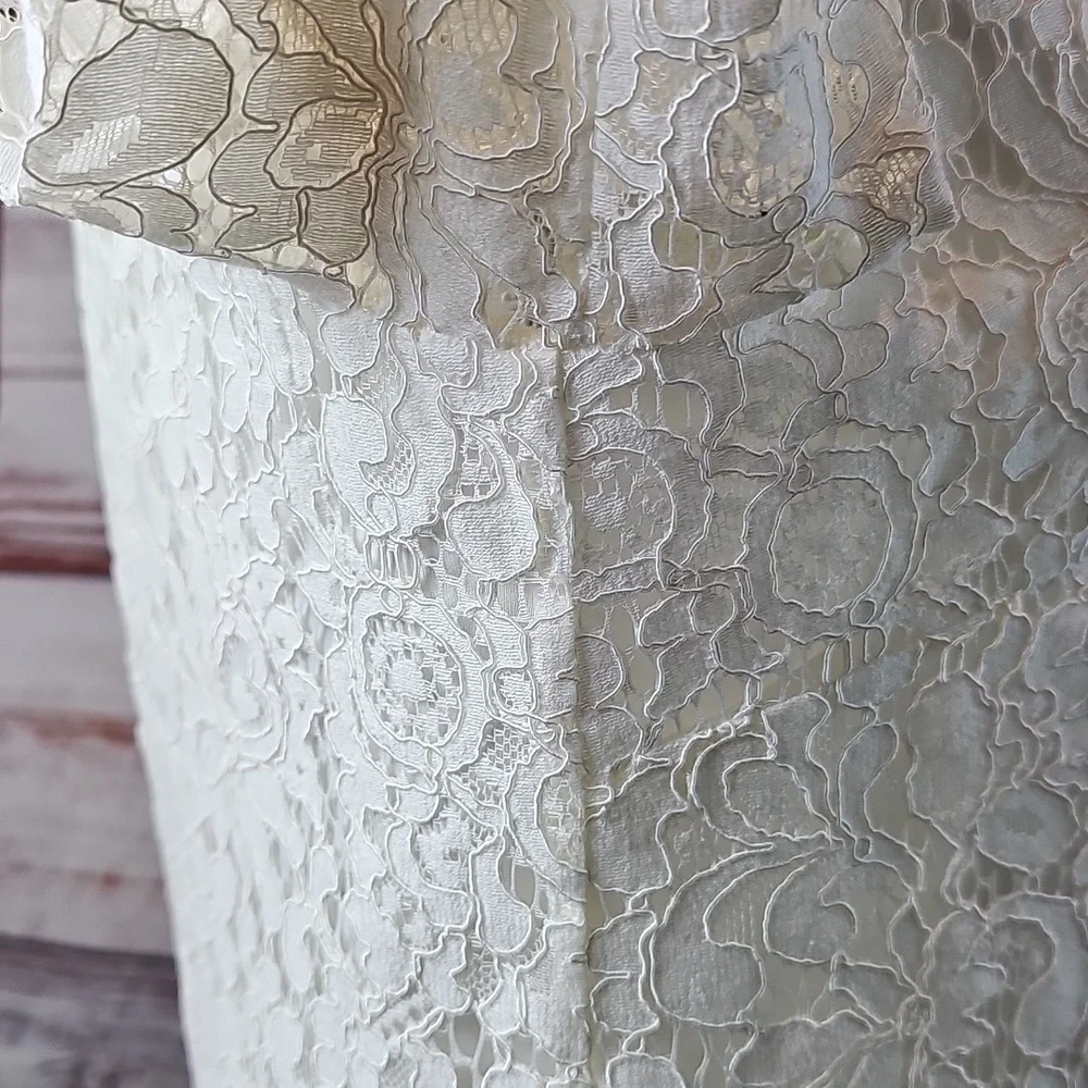 NEW H&M IVORY LACE LINED 3/4 FLARE SLEEVE PULLOVER BLOUSE